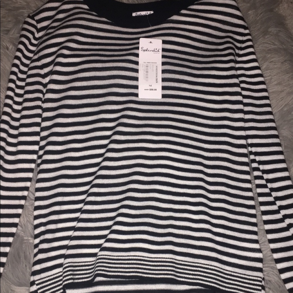 splendid black and white long sleeve shirt